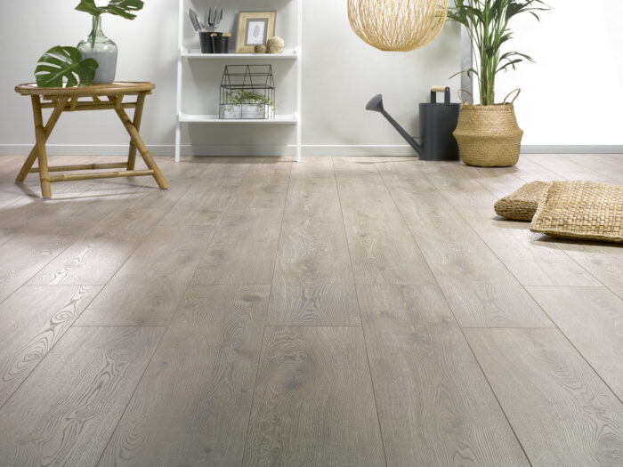 Linen Oak - Image 1